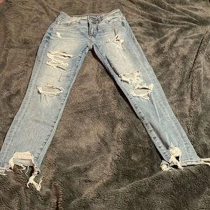 Women’s American Eagle ripped skinny jeans, size 0 Short
